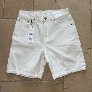 Top shop new with tags white mom shorts